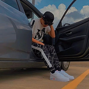 Meet your Posher, Wavybx¡